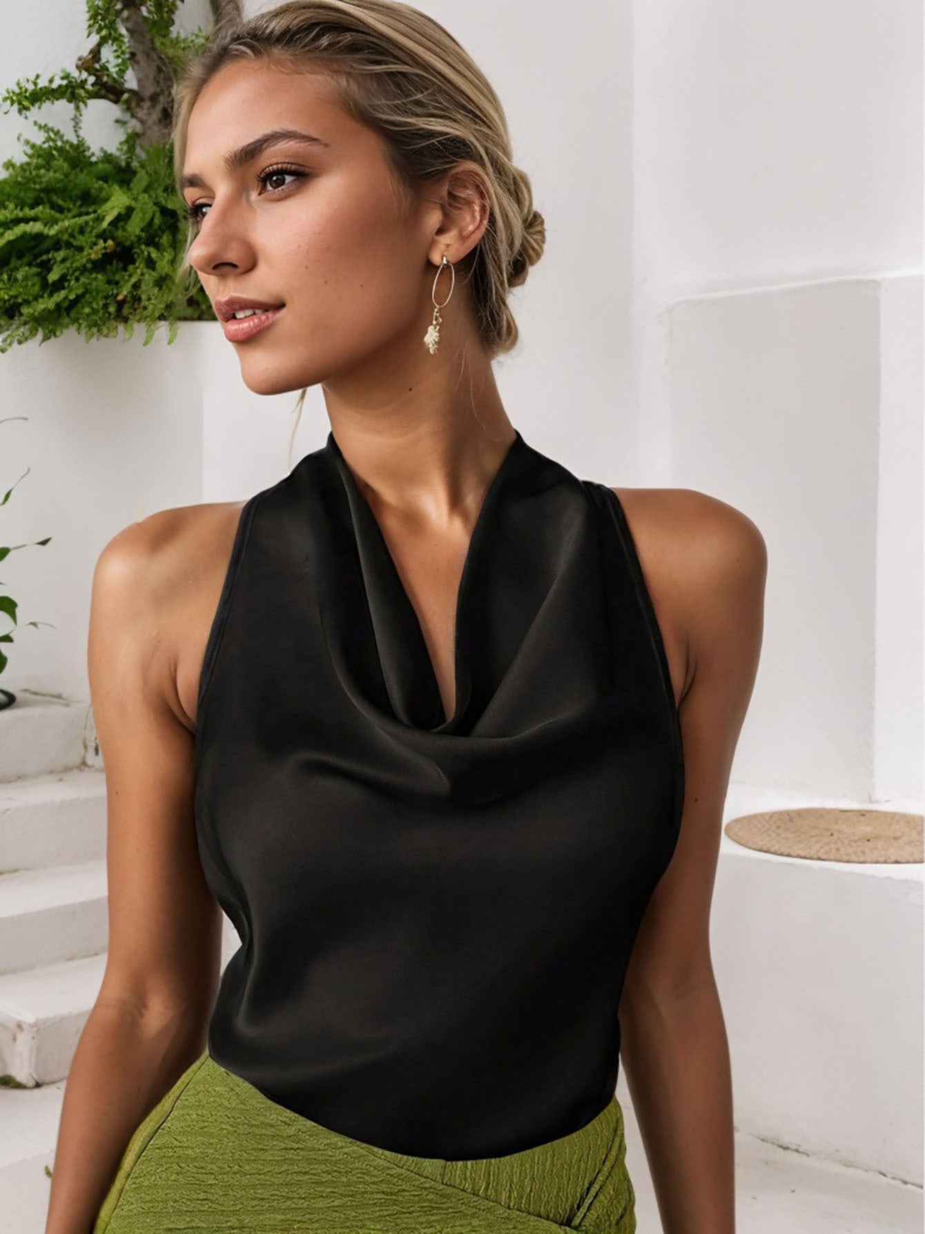 Women Solid Color Swing Collar Sleeveless Vest Trendy Elegant Shirt With Halter Neckline Backless Short Sleeve Tops Tshirts